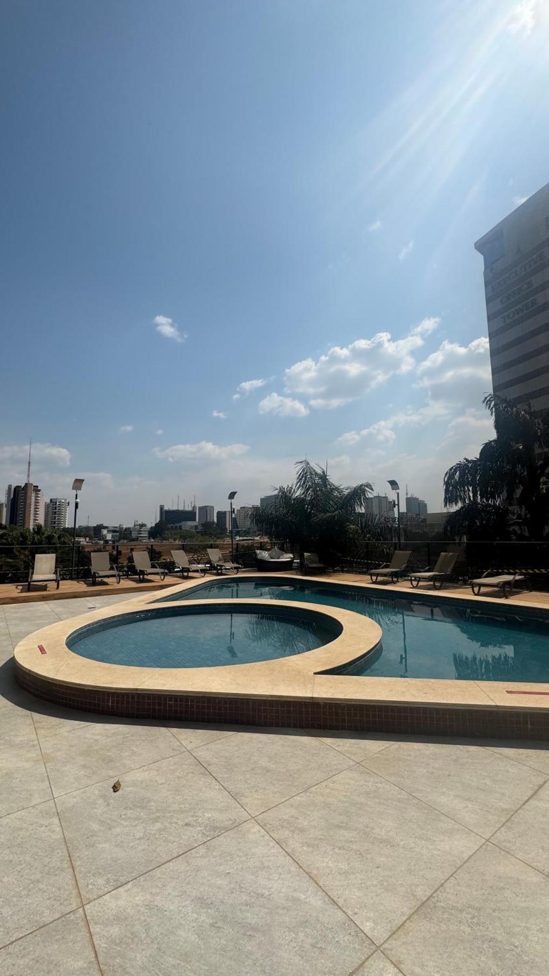 Jk Apart Hotel - Kubitschek Brasilia Bagian luar foto